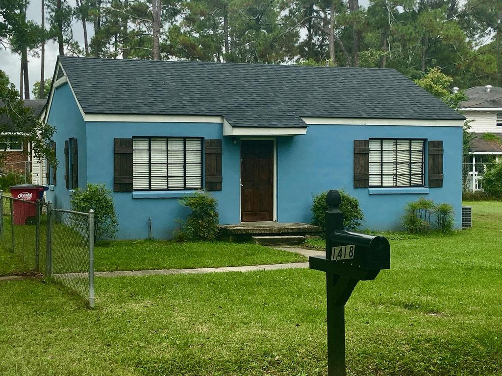 1418 N Park Ave, Tifton, GA 31794
