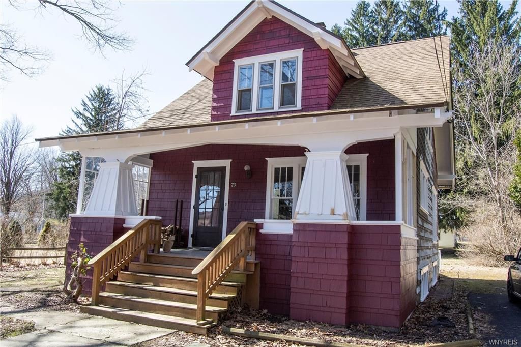 23 S Franklin St, Cattaraugus, NY 14719