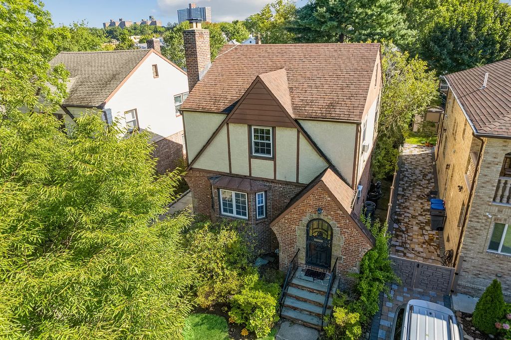 6967 181st St, Fresh Meadows, NY 11365 SingleFamily Home for Sale