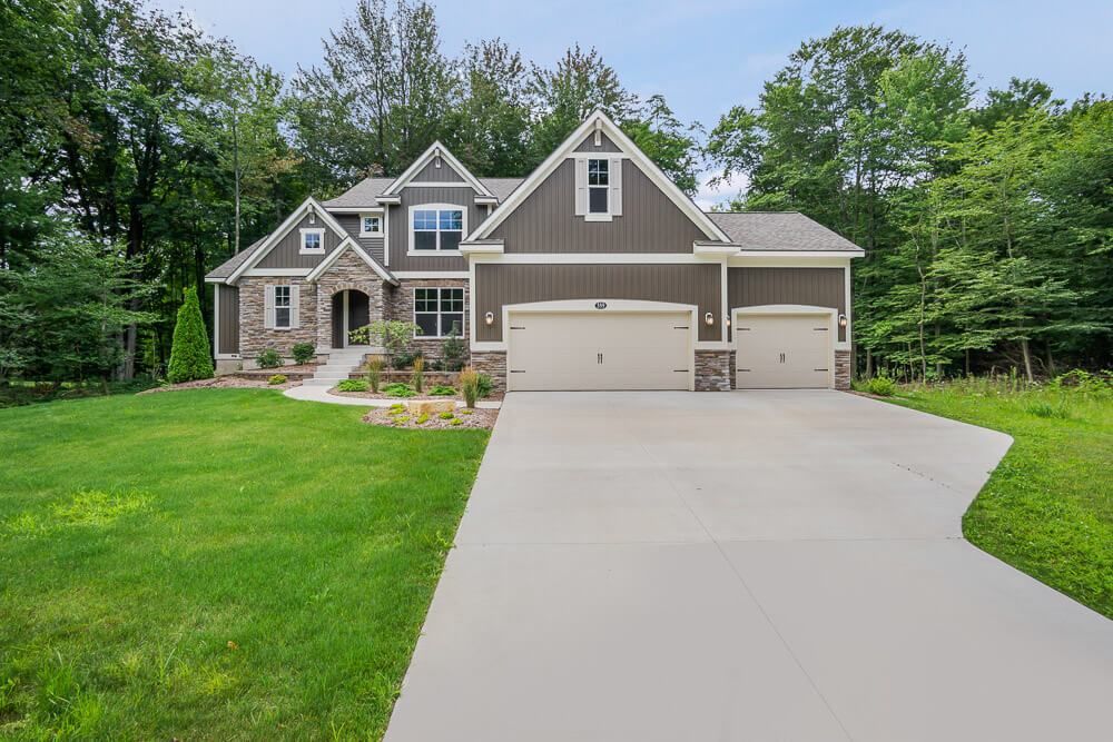The Hearthside Plan in Crowner Farms, Dewitt, MI 48820