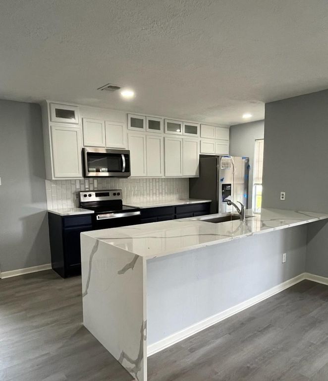 114 Bybee Dr, Conroe, TX 77301