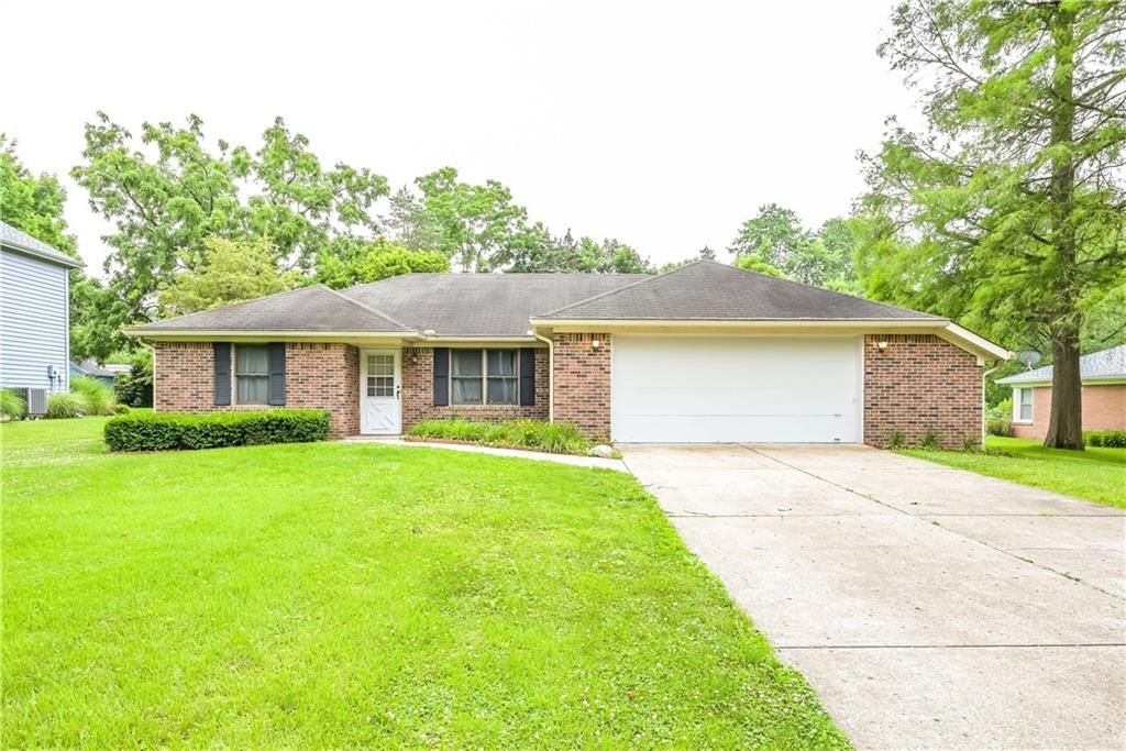 873 E Cragmont Dr, Indianapolis, IN 46227