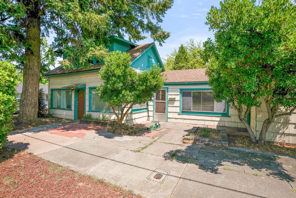 657 C St, Ashland, OR 97520 Trulia