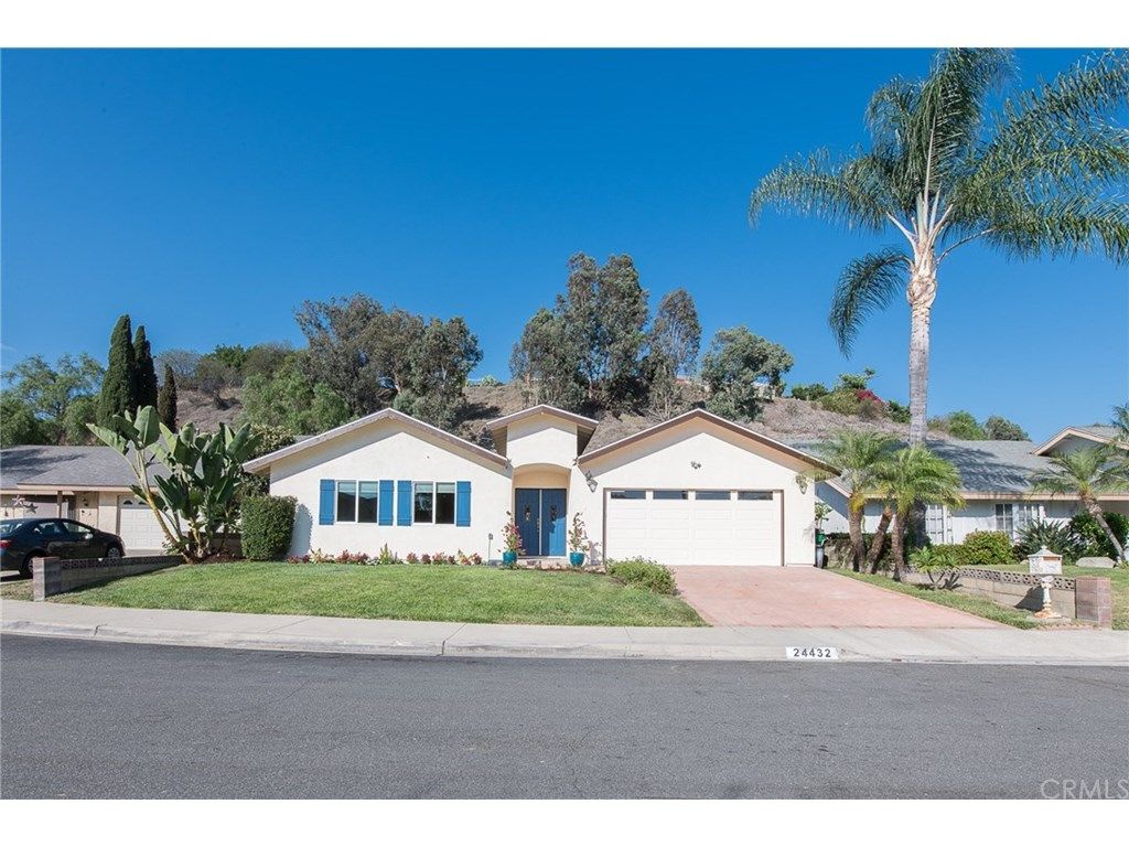24432 Ferrocarril, Mission Viejo, CA 4 Bed, 3 Bath 24432 Ferrocarril, Mission Viejo, CA 4 Bed, 3 Bath