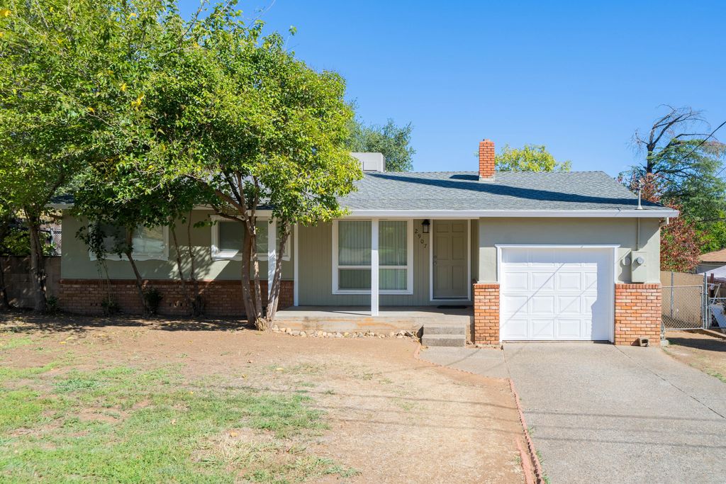 2907 West Way, Redding, CA 96002