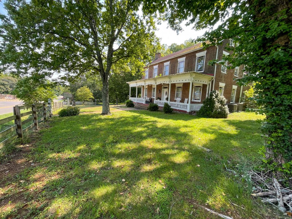 2507 Boyds Creek Hwy, Sevierville, TN 37876 Trulia