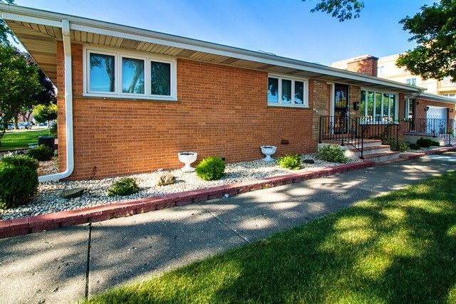 4701 N Oconto Ave, Harwood Heights, IL 60706