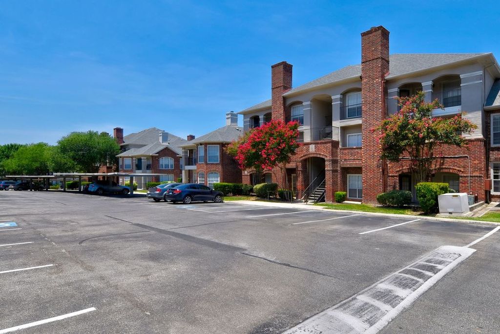 5303 Hamilton Wolfe Rd, San Antonio, TX 78229