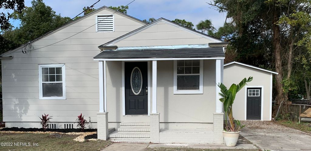 945 BUNKER HILL BLVD, Jacksonville, FL 32208