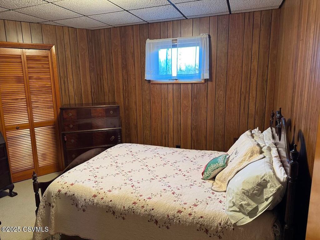 view 11th full size image of this home