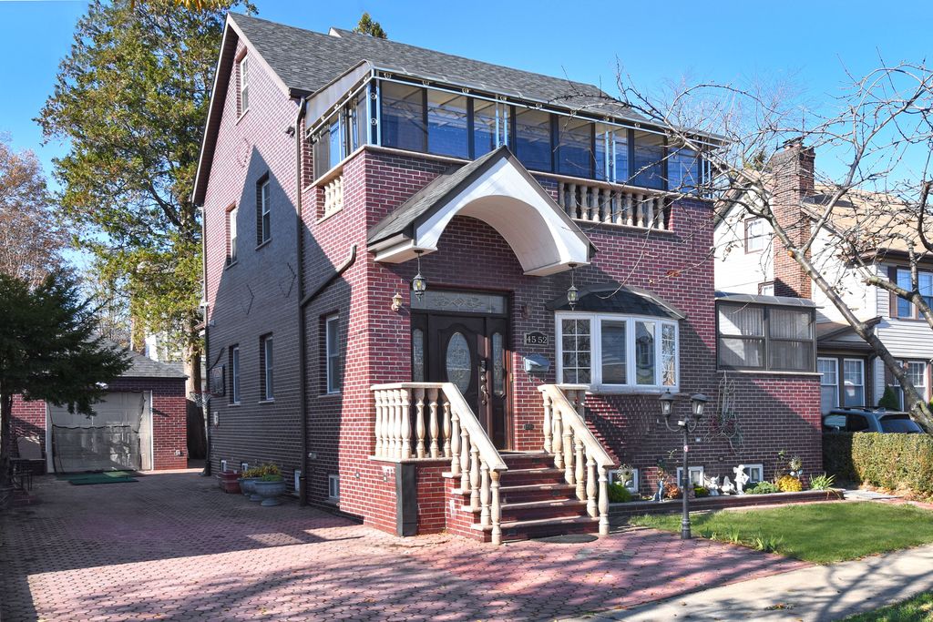 Modern Auburndale Ny Apartments with Luxury Interior Design