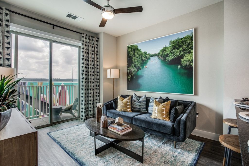 5629 N Lamar Blvd, Austin, TX 78751