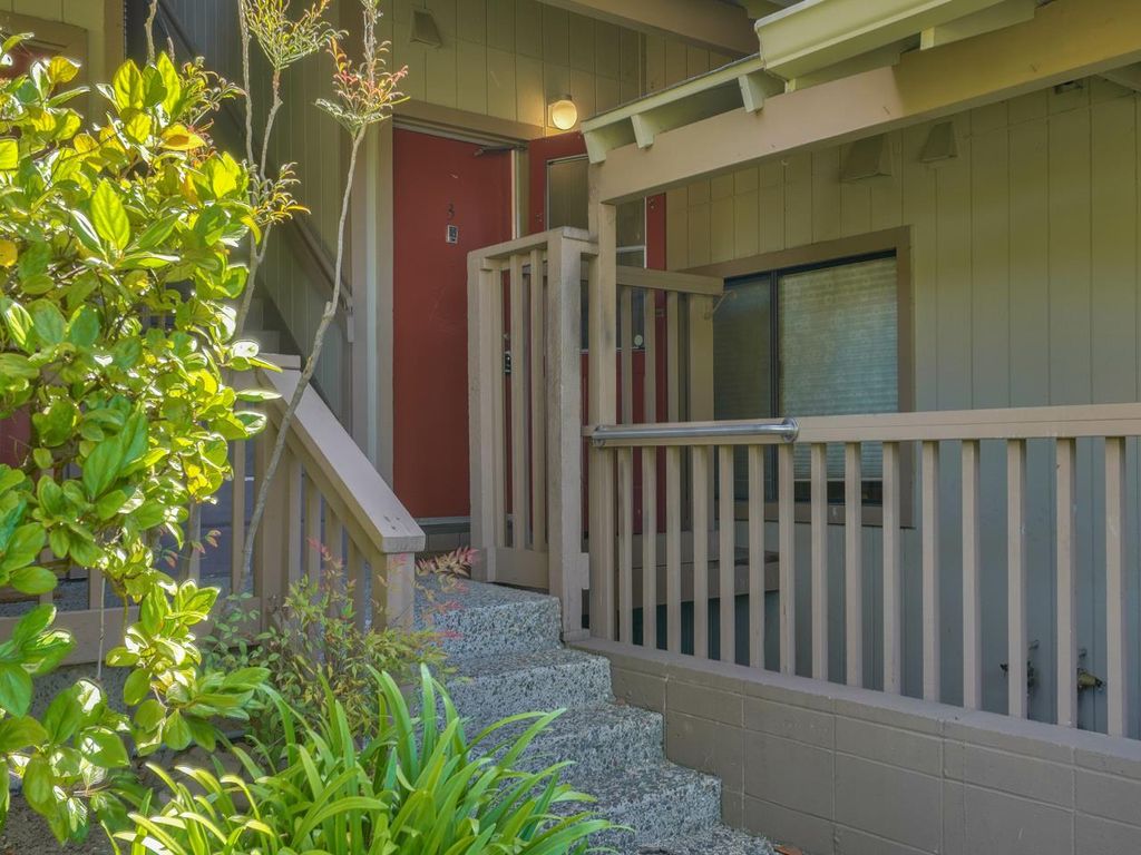 515 Ramona Ct #3, Monterey, CA 93940