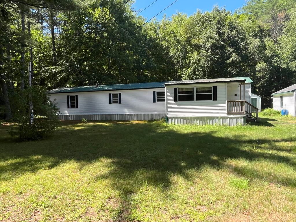 109 Bennett Road, Alfred, ME 04002