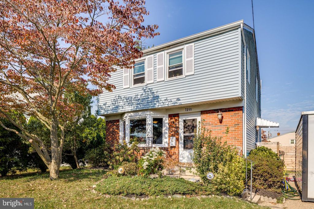 7211 Rogers Ave, Merchantville, NJ 08109
