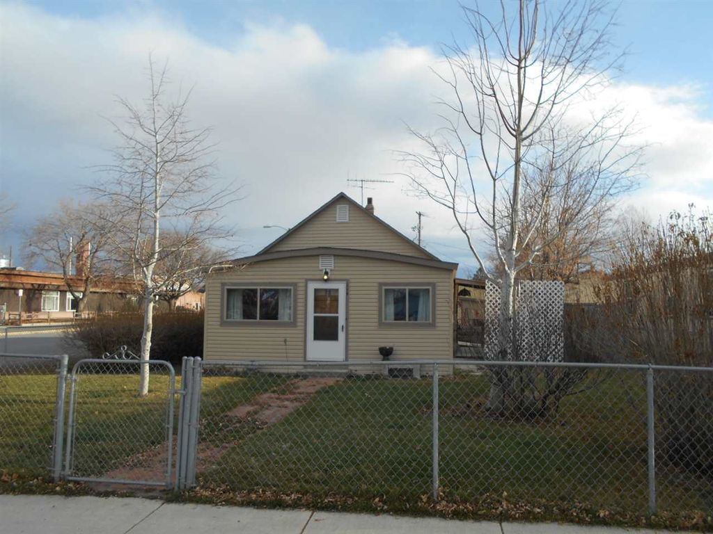 114 N Pine St, Townsend, MT 59644 Trulia