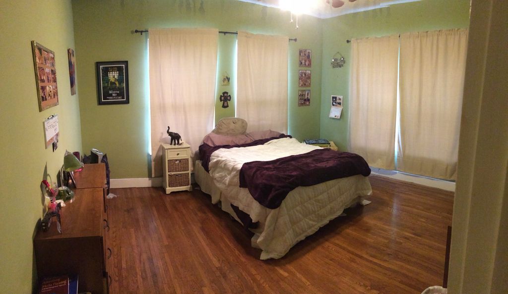 2544 S University Dr, Fort Worth, TX 76109