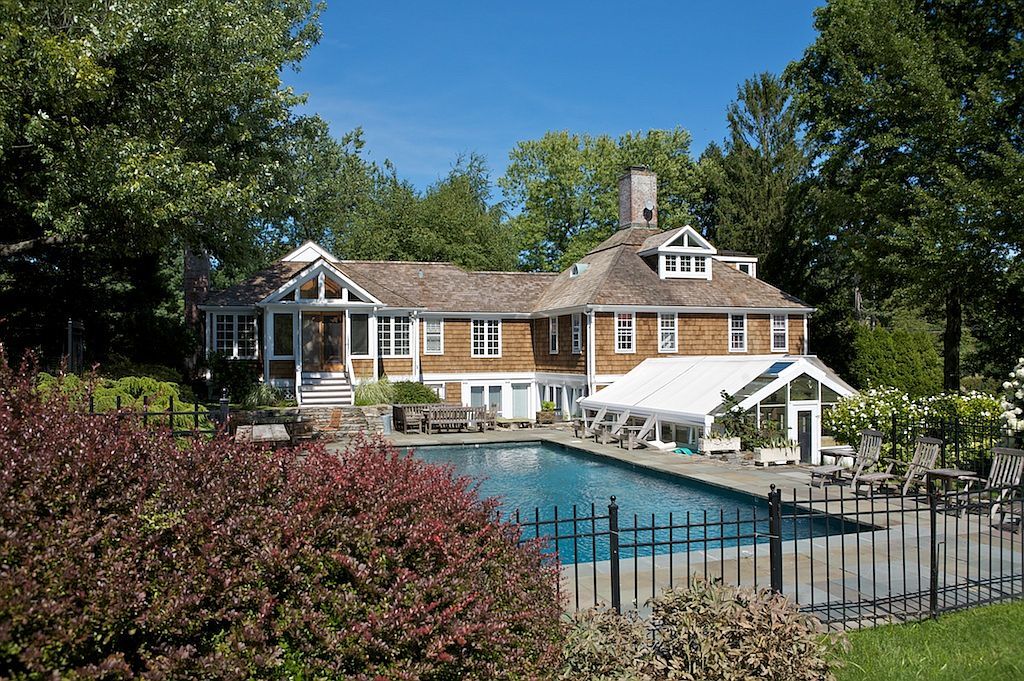 30 Beachside Ave, Westport, CT 06880 5 Bed, 6 Bath SingleFamily Home