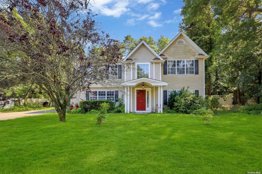 71 Chardonnay Drive, Coram, NY 11727 Trulia