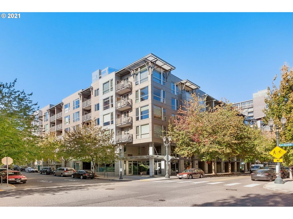 1125 NW 9th Ave #412, Portland, OR 97209