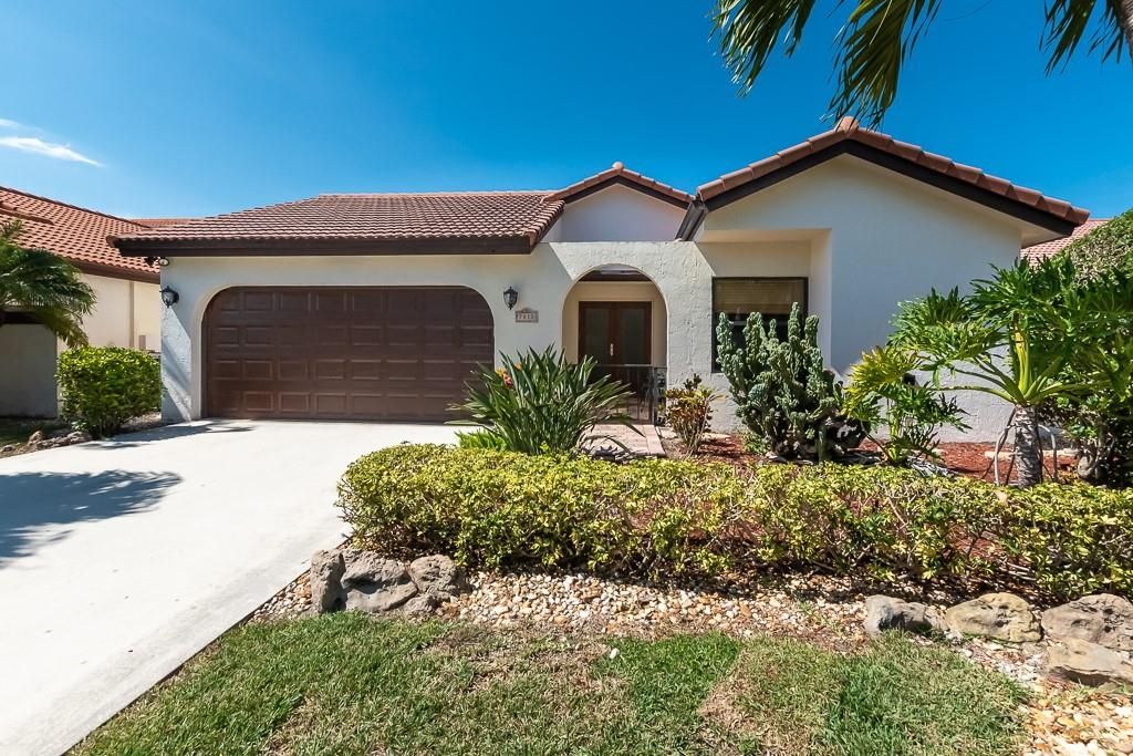 7811 Villa Nova Dr, Boca Raton, FL 33433