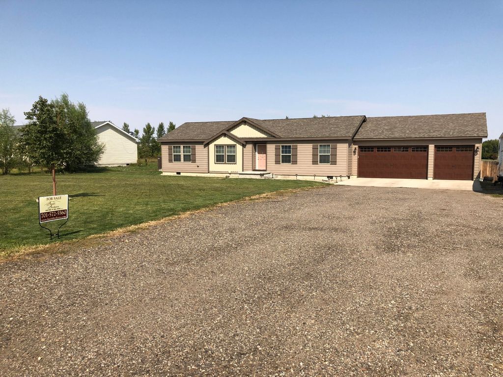 lake homes for sale near williston nd