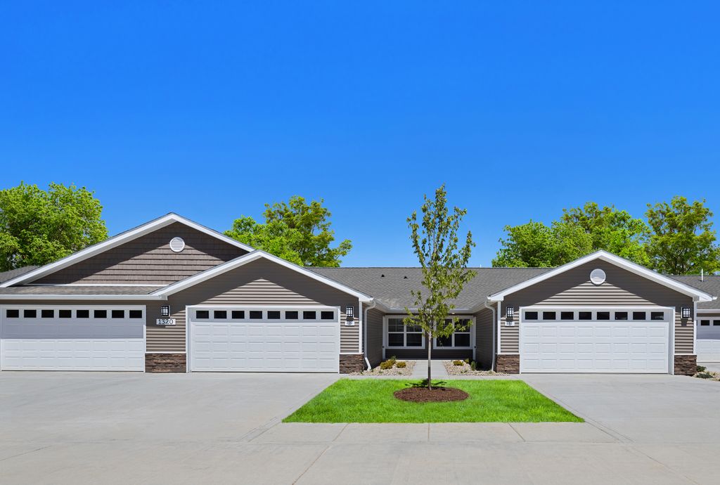 1320 Clarion Rd, Dewitt, MI 48820