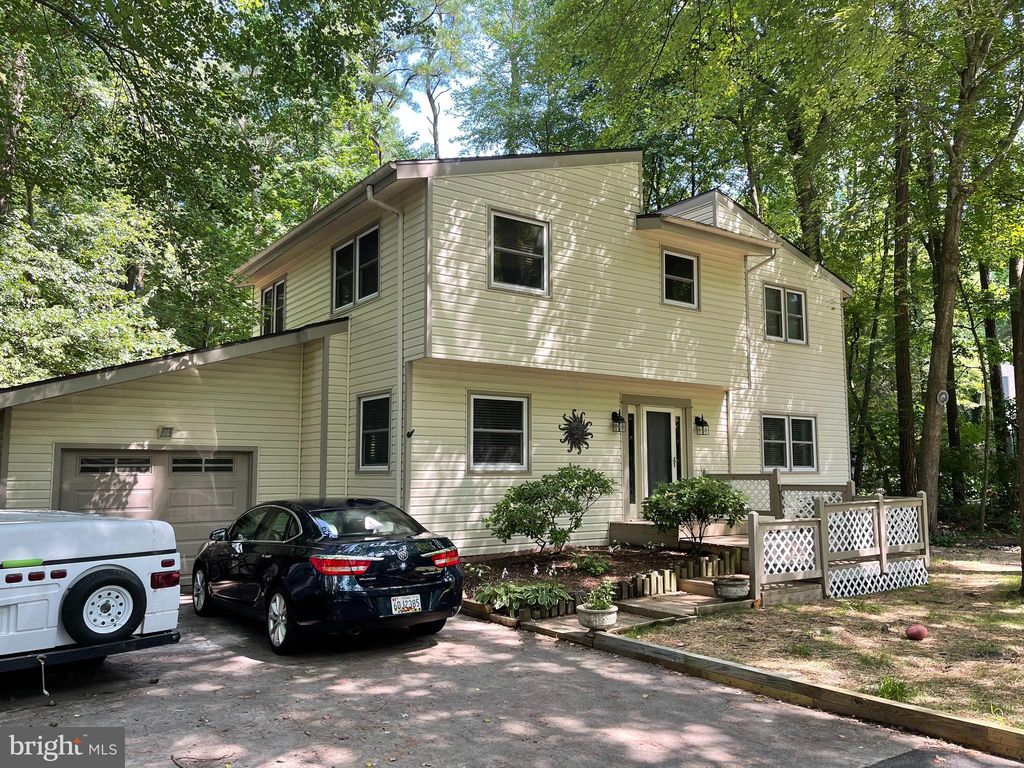 22 Fairway Ln, Berlin, MD 21811