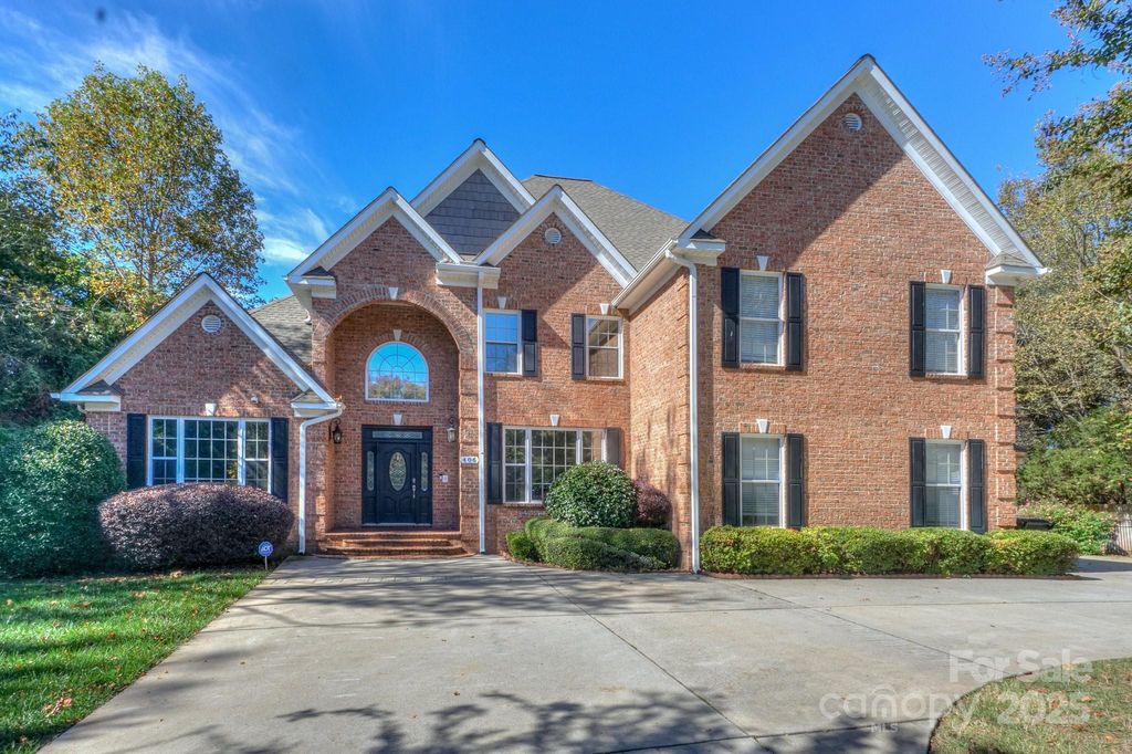 406 Canvasback Rd, Mooresville, NC 28117