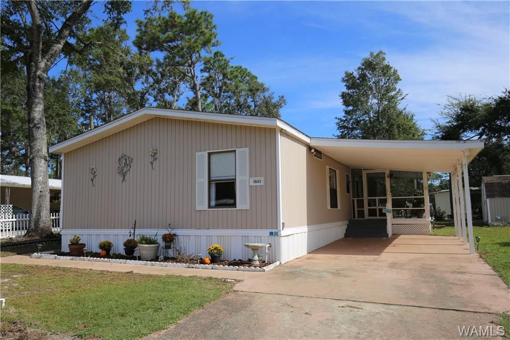 1651 Del Rey Dr, Lillian, AL 36549