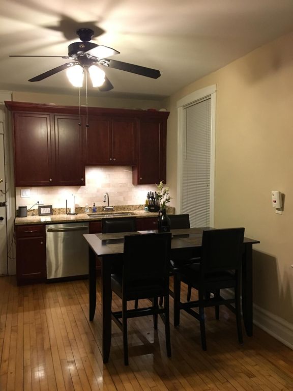 1725 N Hermitage Ave #F-G, Chicago, IL 60622