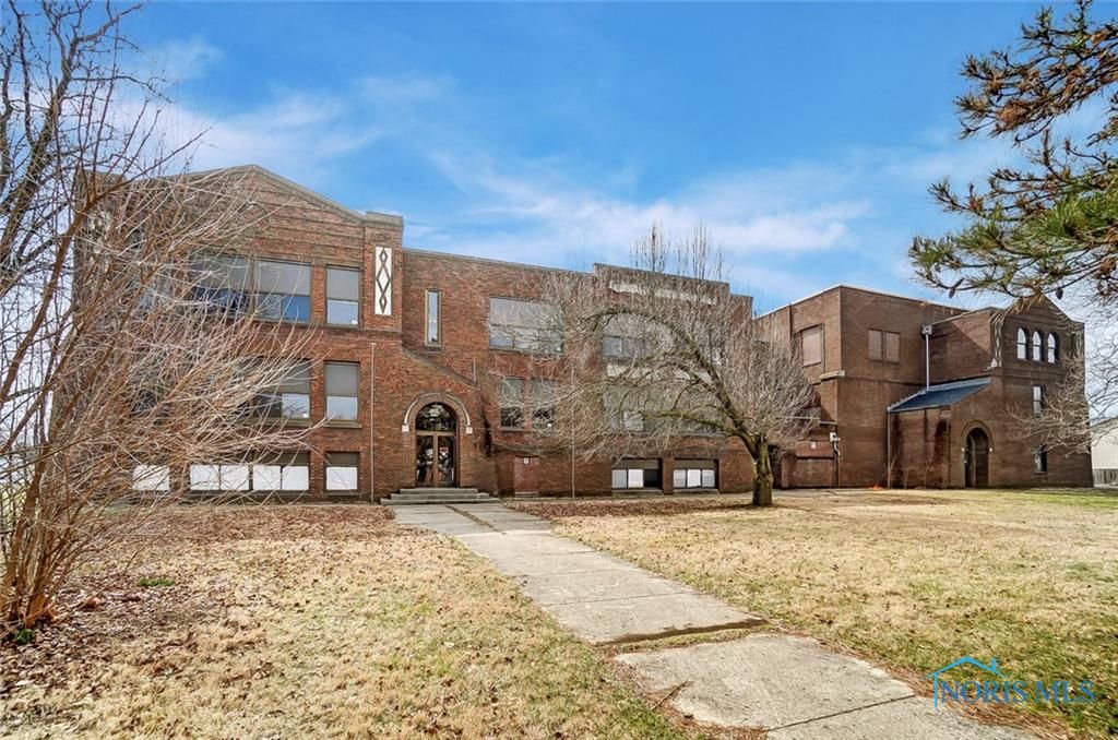 51 W Main St, Phillipsburg, OH 45309 MLS 6066190 Trulia