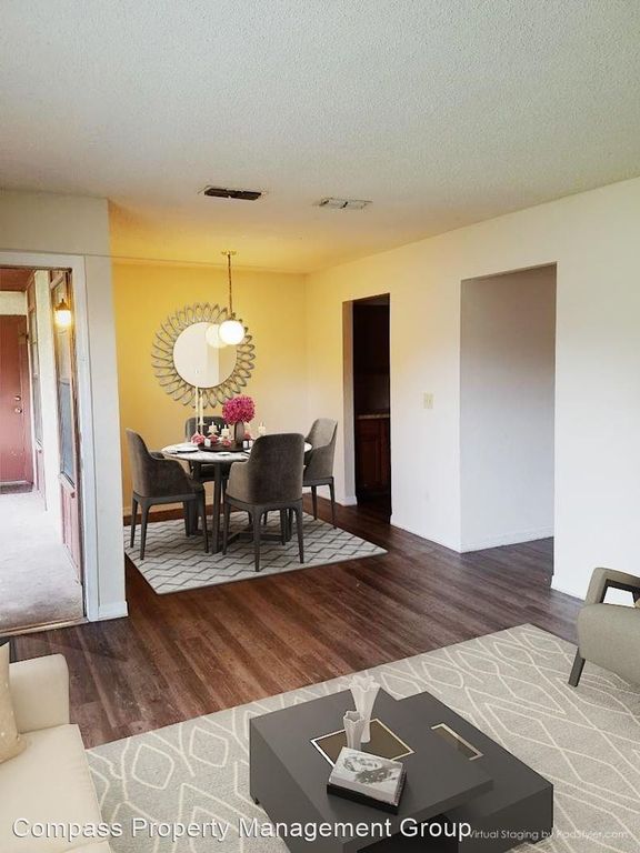 482 Bentwood Ln #D, Orange Park, FL 32073