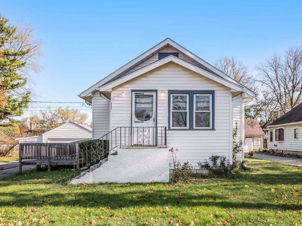 521 18th St, Jackson, MI 49203