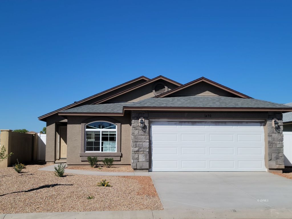 1490 E Whirlwind Way, Safford, AZ 85546
