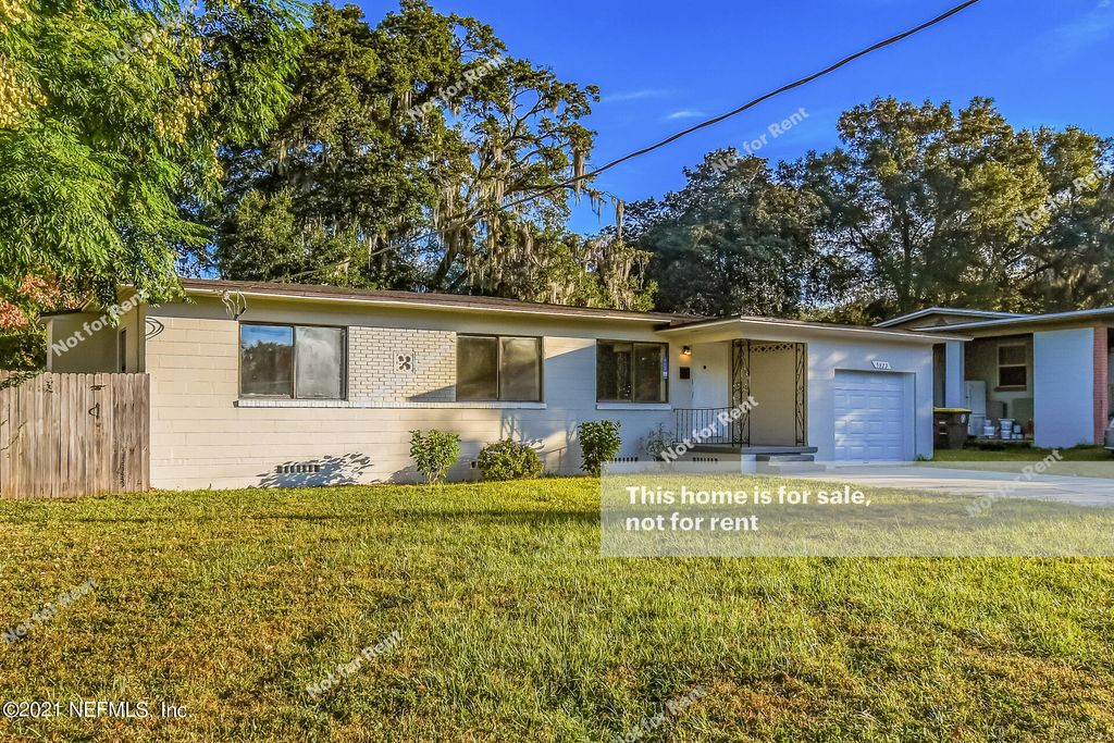 5829 Cherry Laurel Dr, Jacksonville, FL 32210