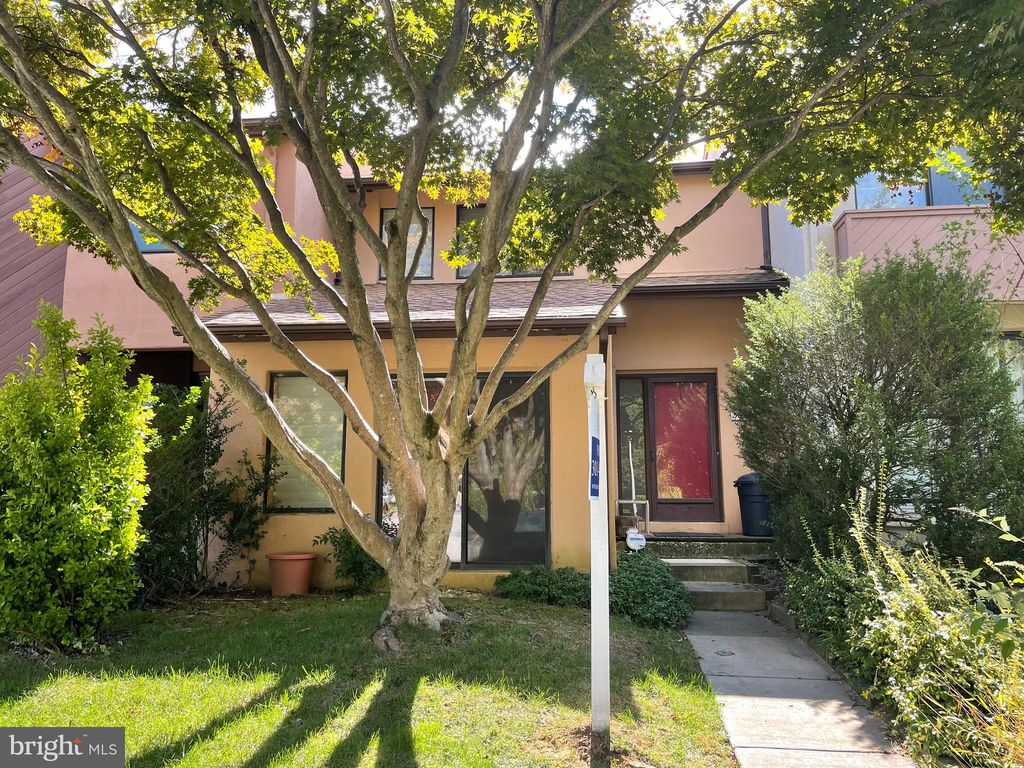 5661 Vantage Point Rd, Columbia, MD 21044