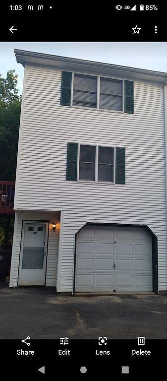 243 Lawlor St #4C, New Britain, CT 06051