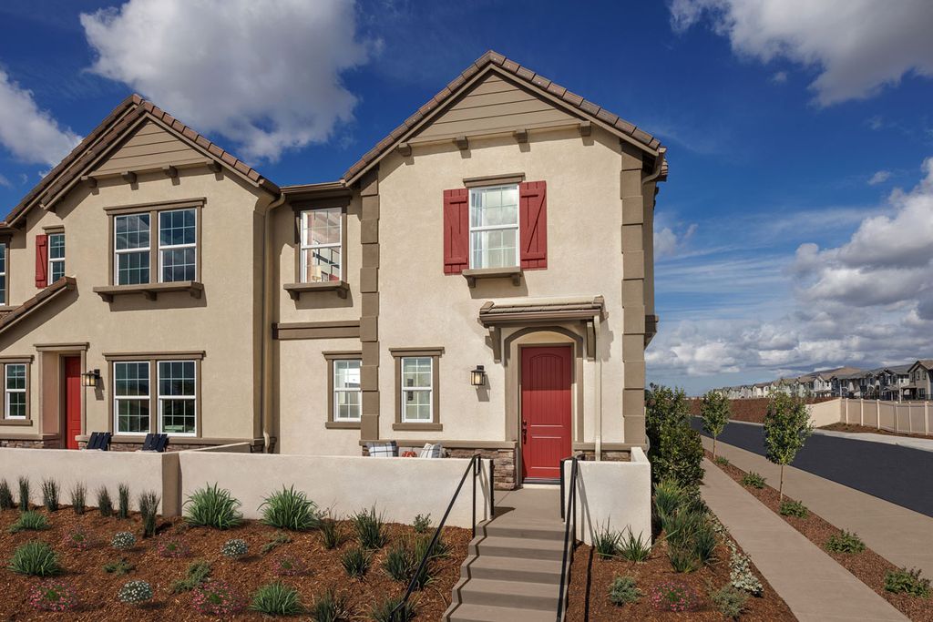 Plan 1652 Modeled in Moonstone at Sunset Ranch, Ontario, CA 91761