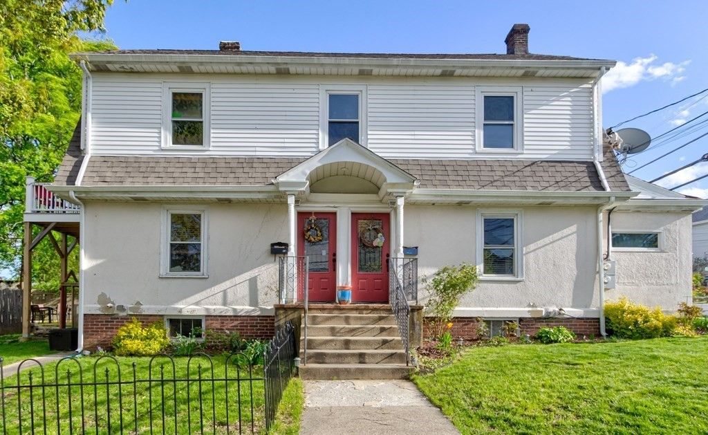 46 Maplewood St #46, Watertown, MA 02472