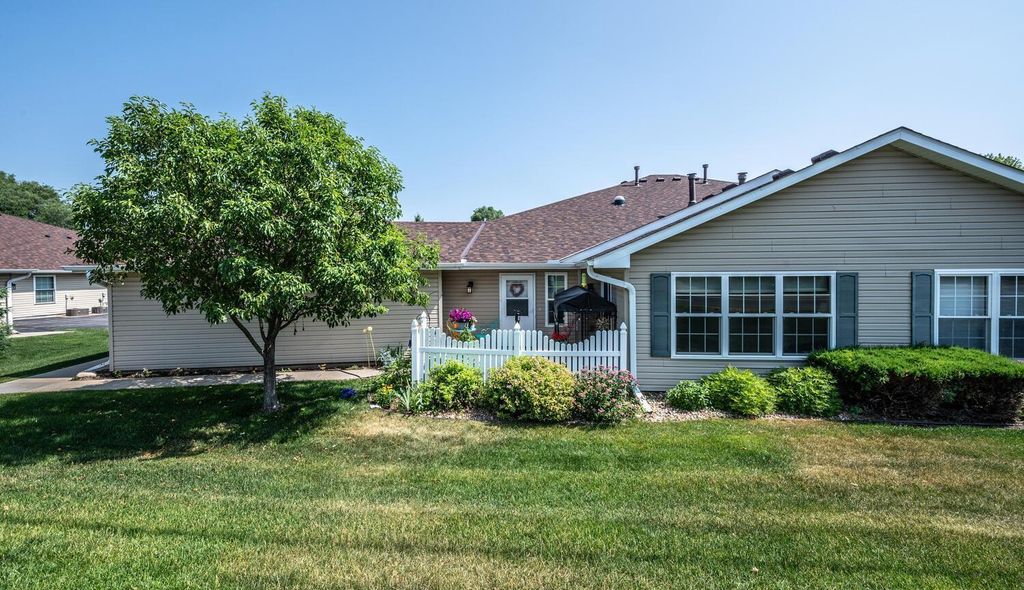 822 Roundhouse St, Shakopee, MN 55379 Trulia