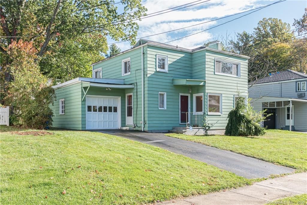 85 Lakeview Ter, New Haven, CT 06515