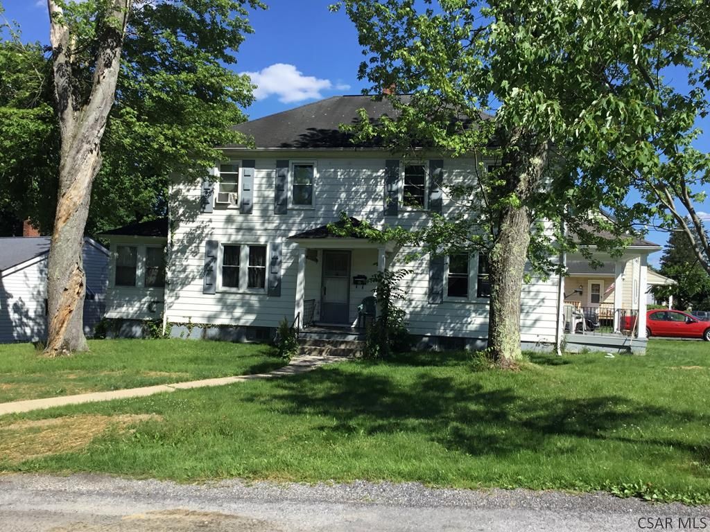 1173 Christopher St, Johnstown, PA 15905
