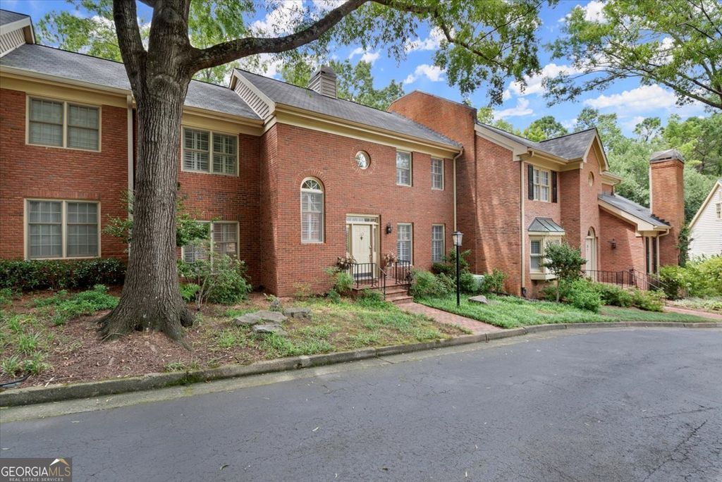 40 Ivy Chase NE, Atlanta, GA 30342 Townhouse for Sale MLS 10342505