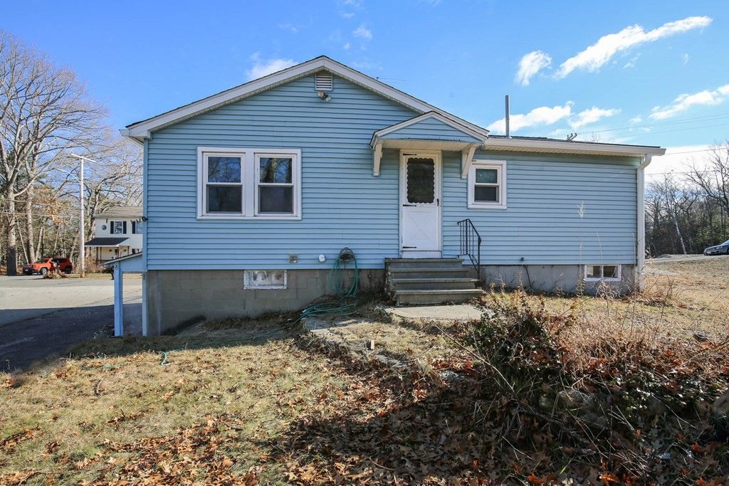 11 Black Point Rd, ster, MA 01570 Trulia