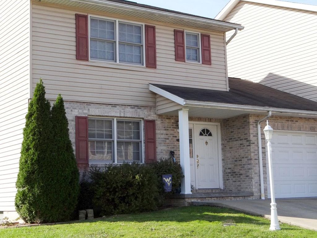 212 Donna Ave, Morgantown, WV 26505