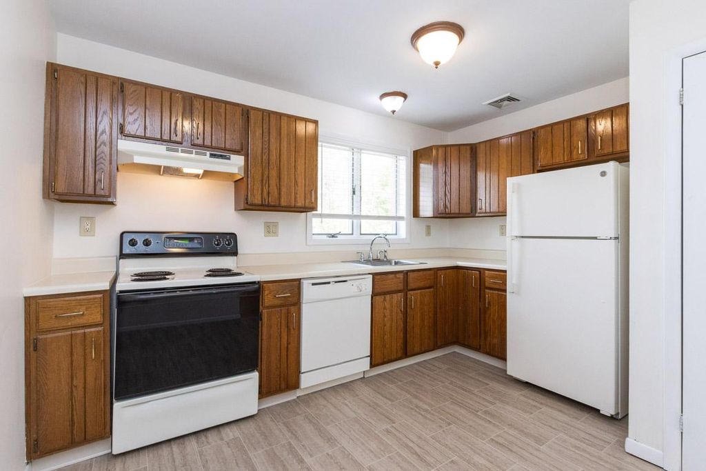 Bedford Lake Apartments Bedford Hills, NY Trulia