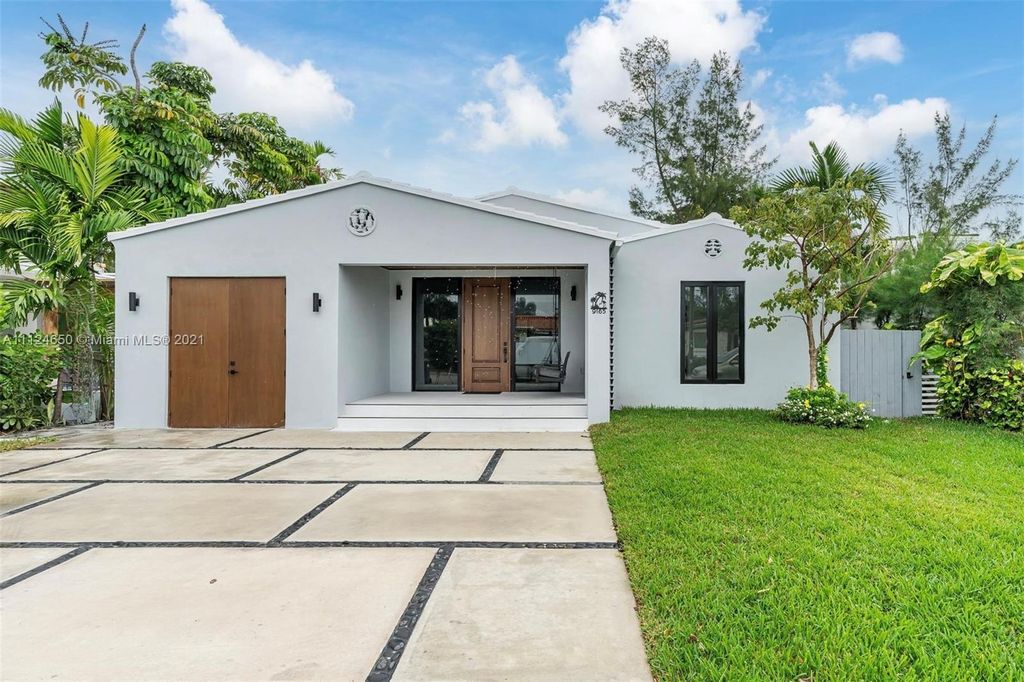 9165 Abbott Ave, Miami Beach, FL 33154