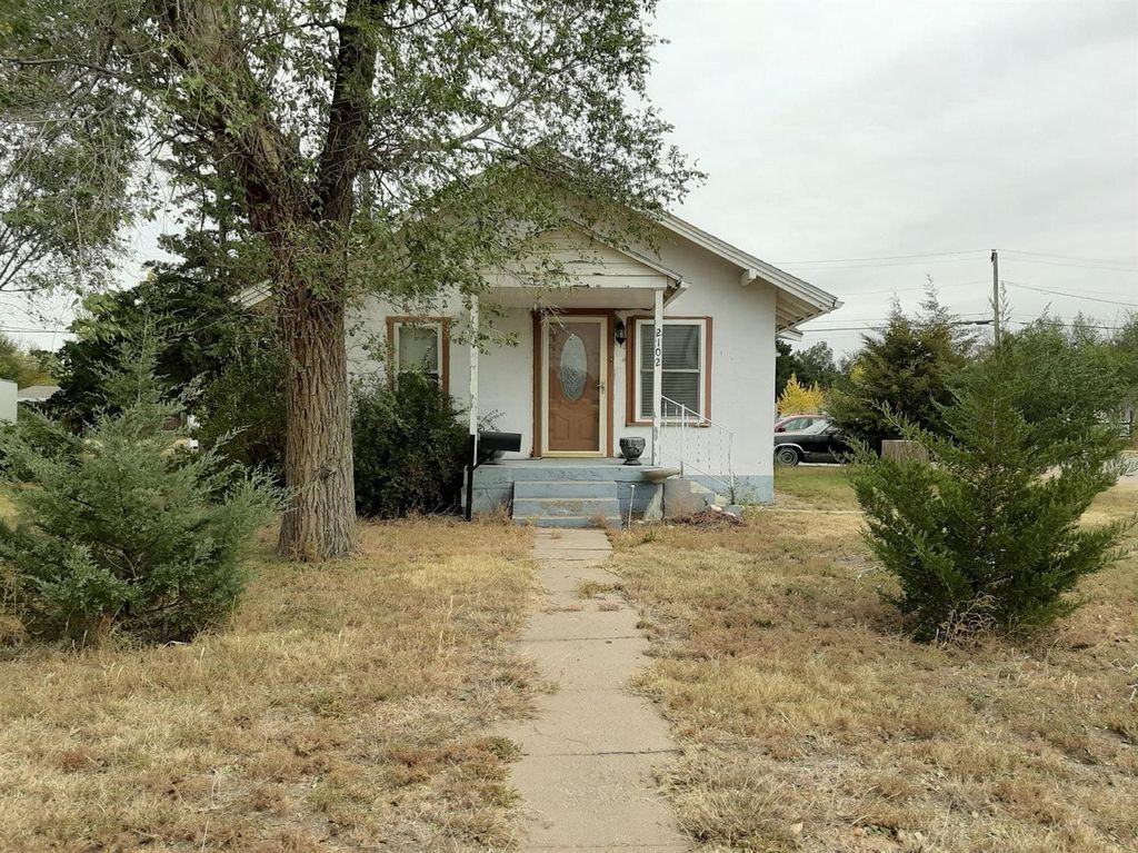 2102 N Main St, Garden City, KS 67846 Trulia