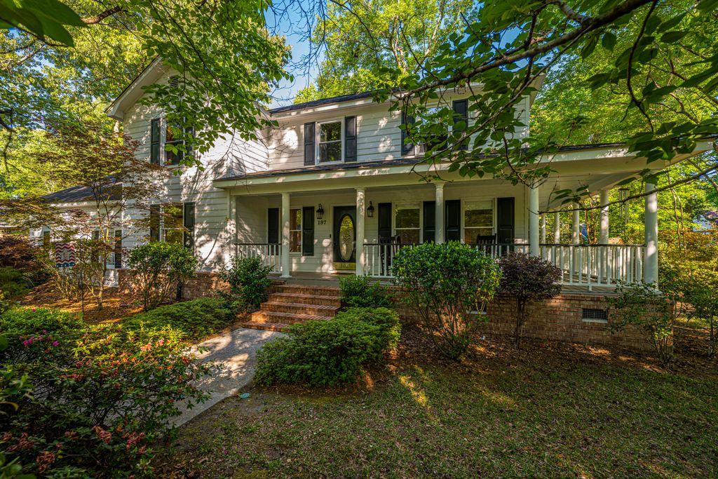 197 High Grove Rd, Summerville, SC - 4 Bed, 4 Bath Single-Family Home
